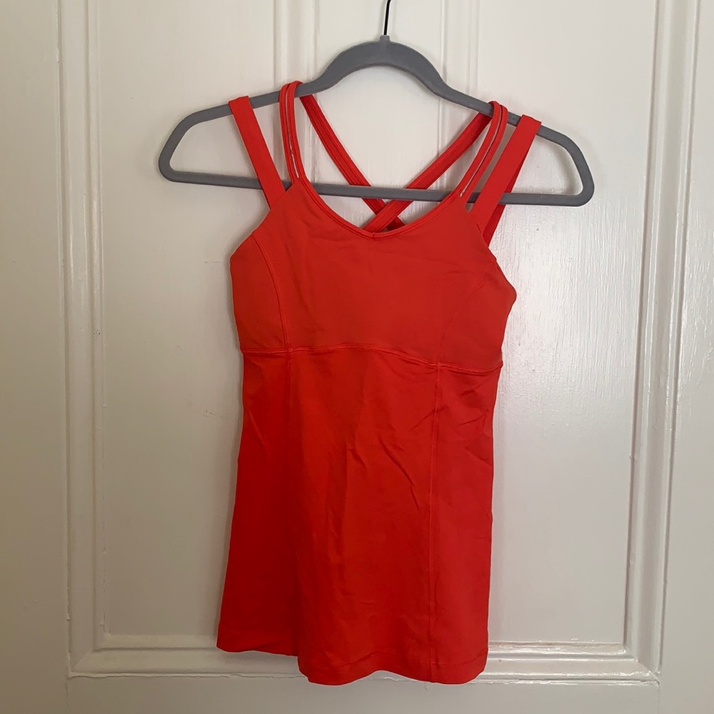 Lululemon tank top with built in bra. Size 4.